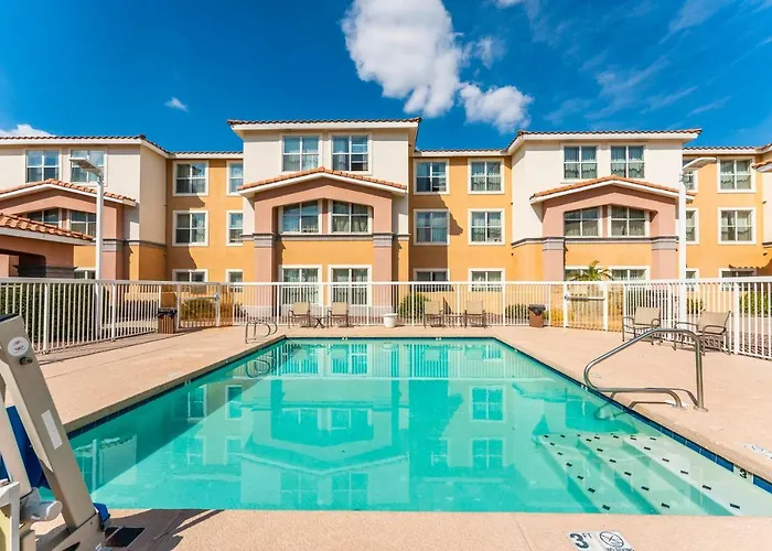 1 Bd 1 Ba Furnished Apt With King Bed Apartment